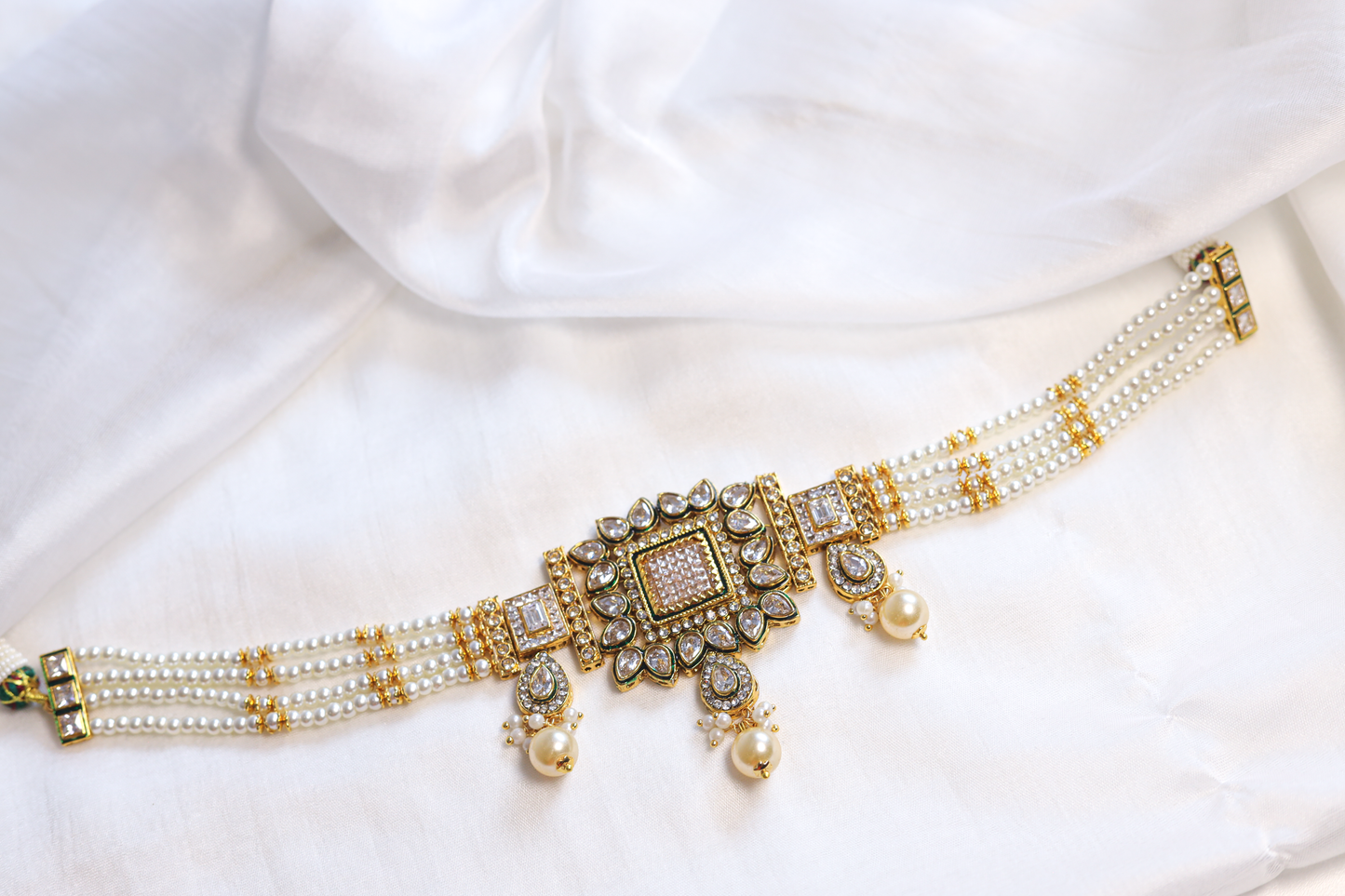 Tanvi Majestic Choker Set