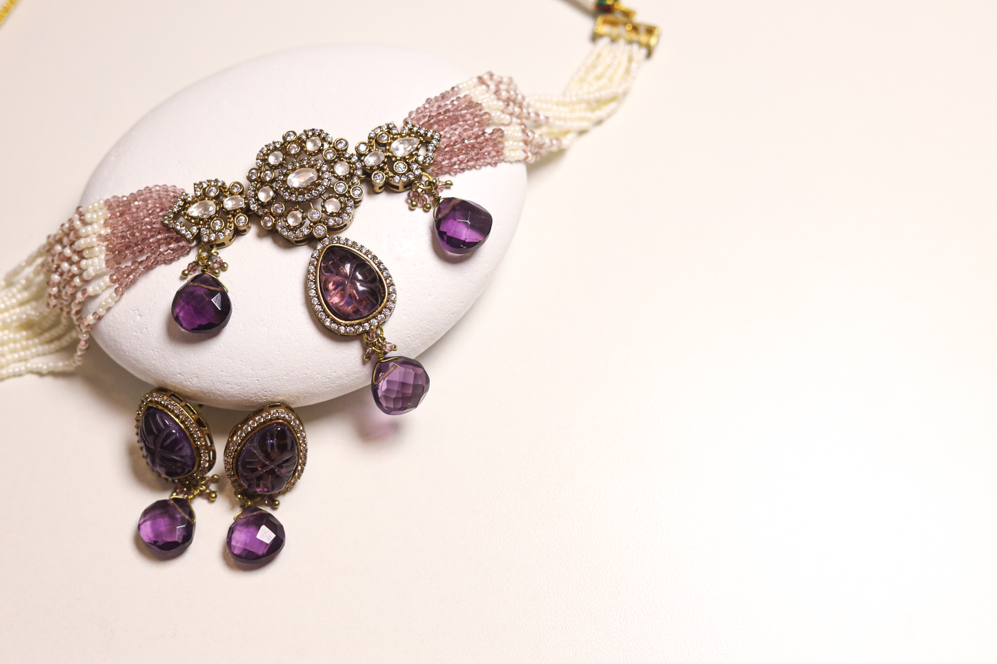 Nidhi Quartz Choker Set