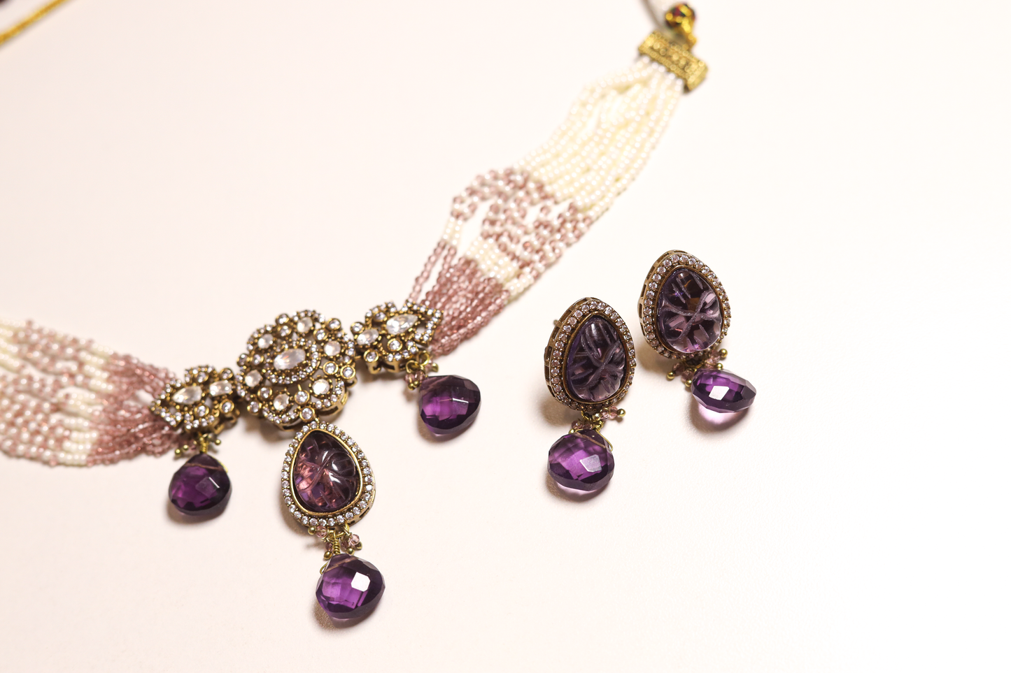 Nidhi Quartz Choker Set