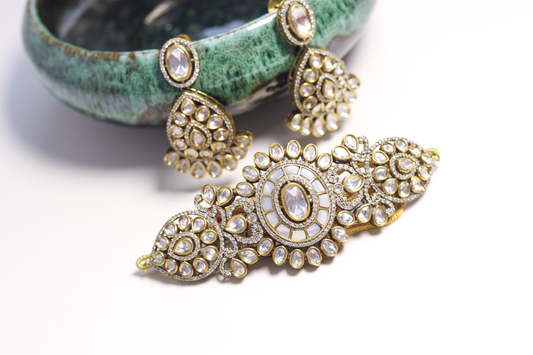 Riddhima Mother of Pearl Choker