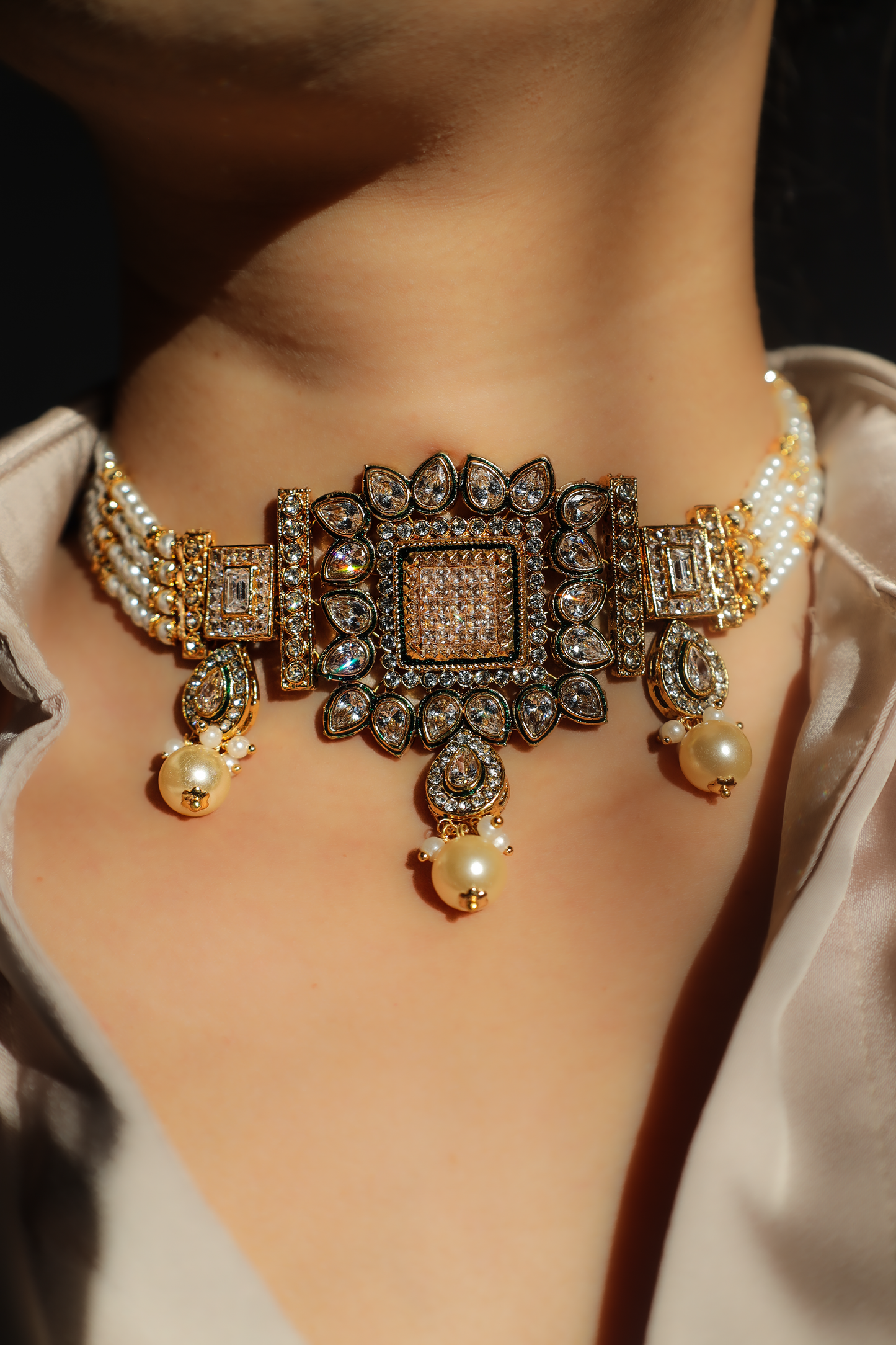 Tanvi Majestic Choker Set