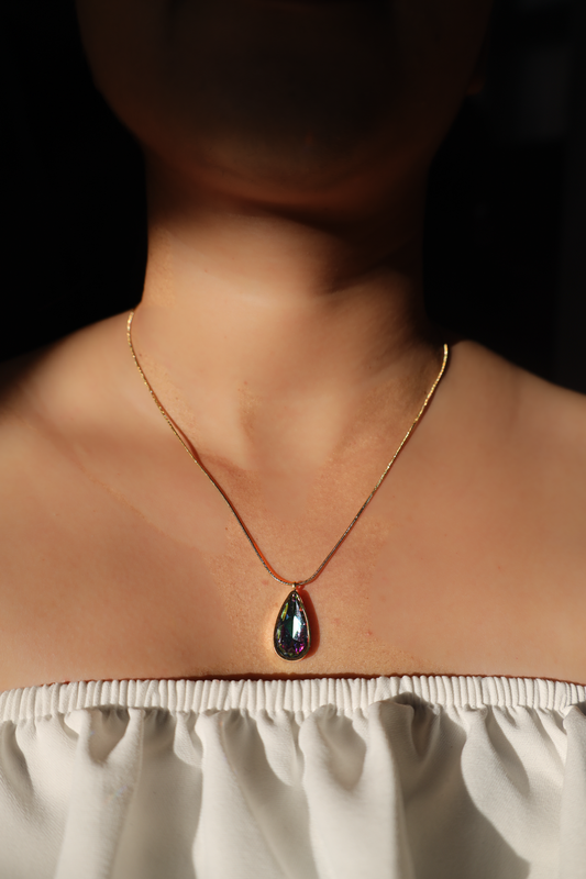 Laila Opulent TearDrop Stone Necklace